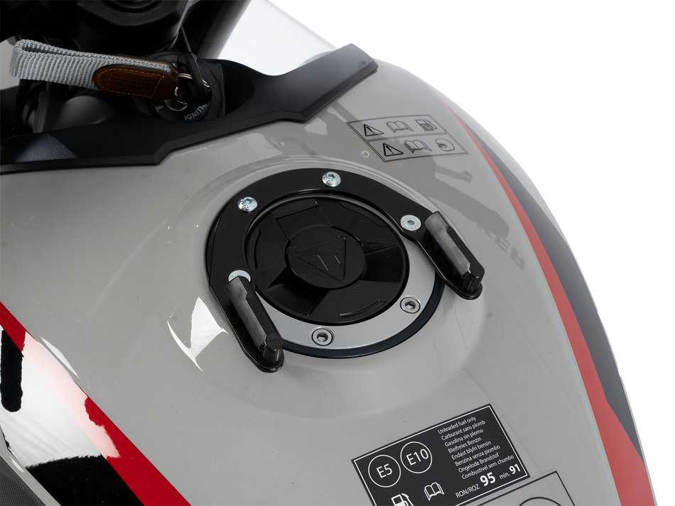 BASIC 油箱環（含油箱包固定座） / 適用於 Triumph Trident 800 (2026-)