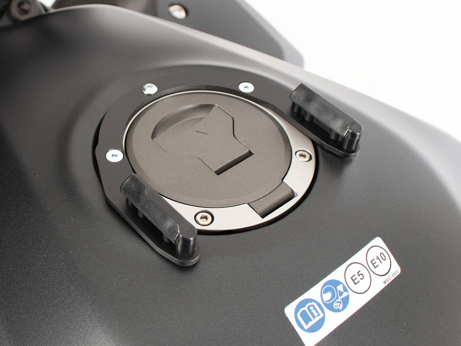 BASIC 油箱環（含油箱包固定扣）/ 適用於 Honda CB 650 R (2021-2023)