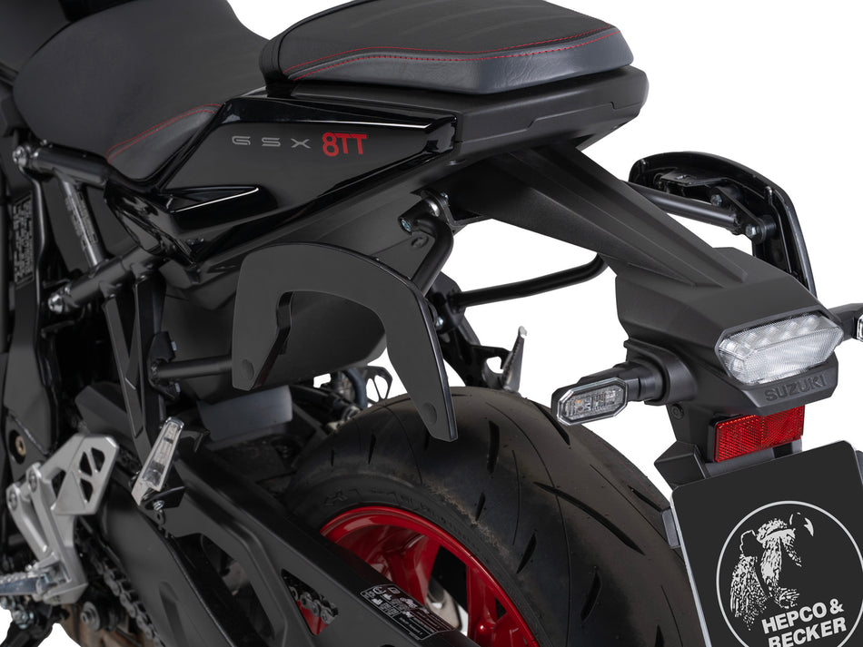 C-Bow 黑色側箱支架 / 適用於 Suzuki GSX-8TT (2025-)