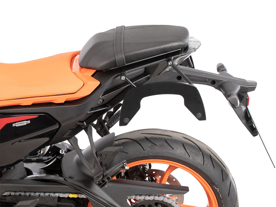 C-Bow 黑色側箱支架 / 適用於 KTM 390 Duke (2024-)