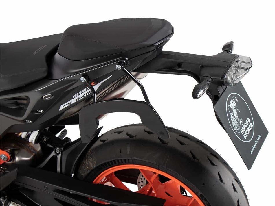 C-Bow 黑色左側箱支架（單側）/ 適用於 KTM 890 Duke R (2020-2023)