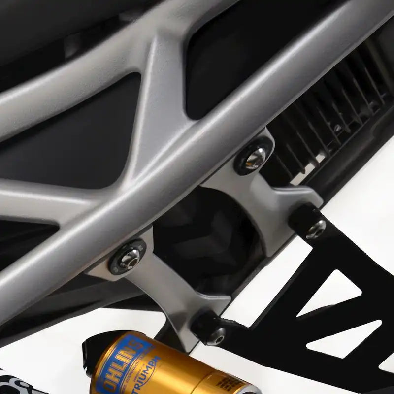 左側乘客腳踏塞 / 適用於 Triumph Speed Triple 1200 RS, Speed Triple1200RR, Speed Triple 1200RX