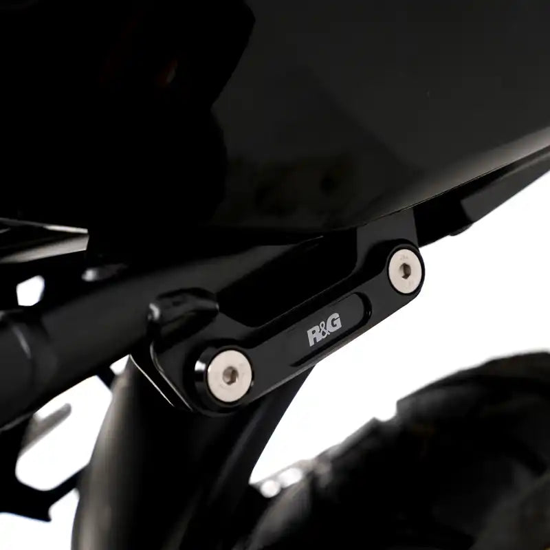 乘客腳踏塞 / 適用於 Honda CB750 Hornet, CB500F, XL750 Transalp, CBR500R, CB500X