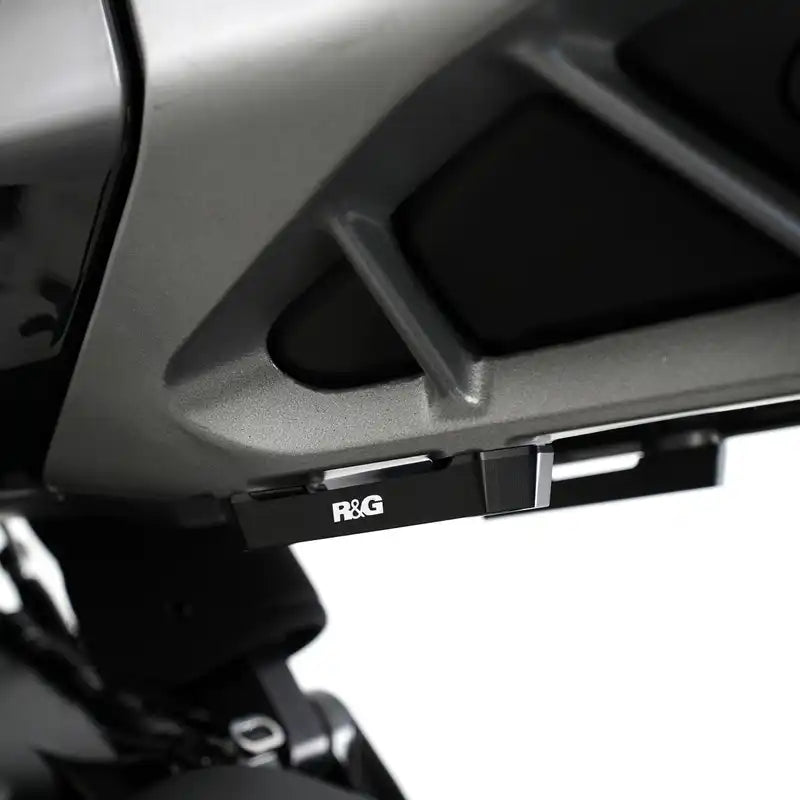 乘客腳踏塞 / 適用於 KTM Duke 125 / 250 / 390 (2024-)