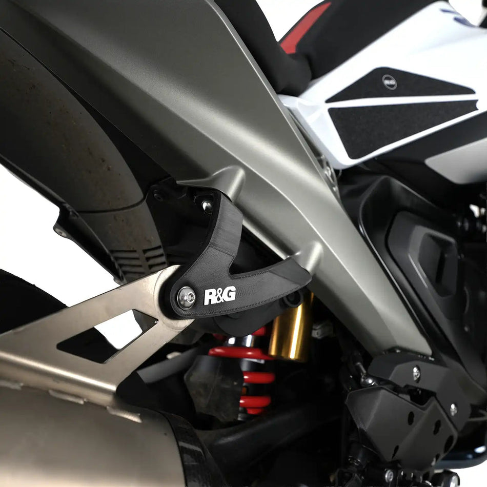 排氣管吊架與乘客腳踏塞套件 / 適用於 BMW R 1300 R /RS (2025-)