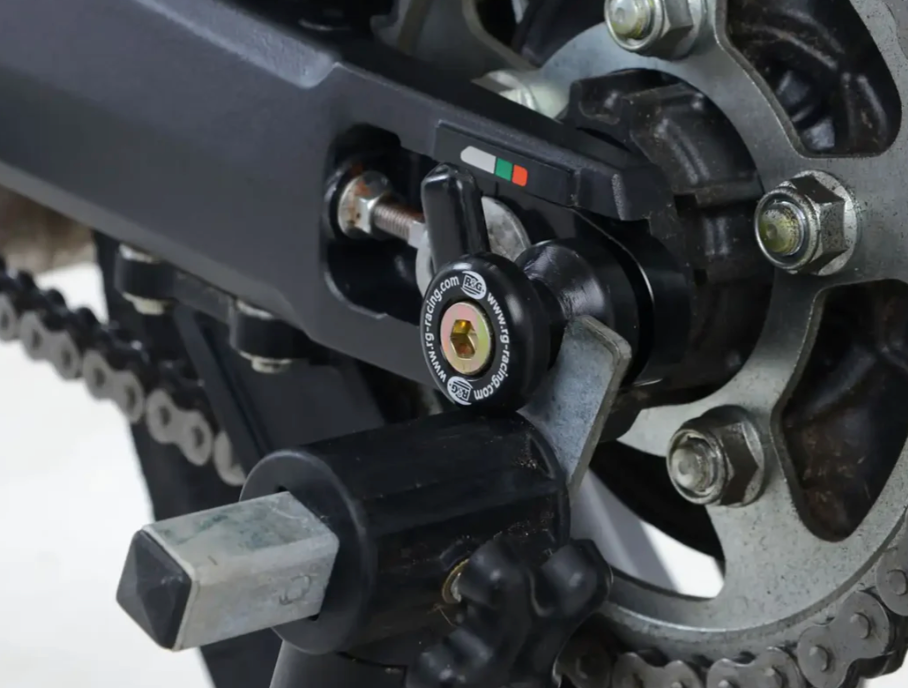 HONDA CB/CBR650 &CRF1000 Africa Twin 專用 COTTON REELS 後搖臂防倒滑塊