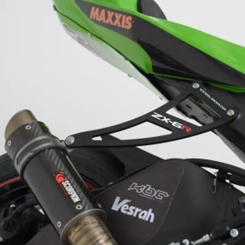 排氣管吊架與乘客腳踏塞套件 / 適用於 Kawasaki ZX6R