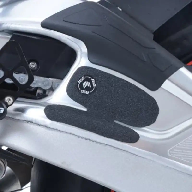 腳跟護板貼套件（僅限後搖臂）/ 適用於 BMW S1000RR, S1000R, HP4